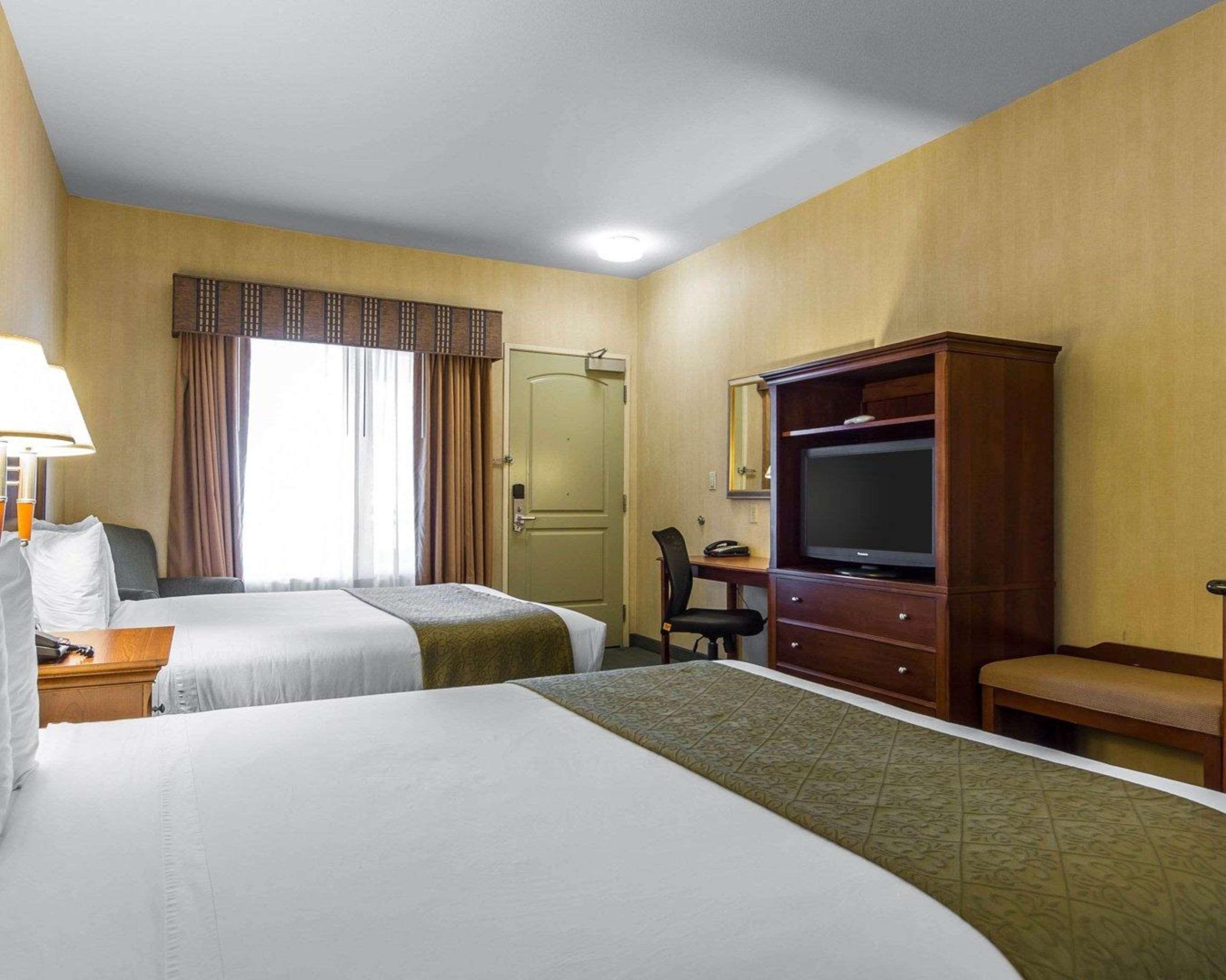 Quality Inn & Suites Livermore Wine Country Bagian luar foto