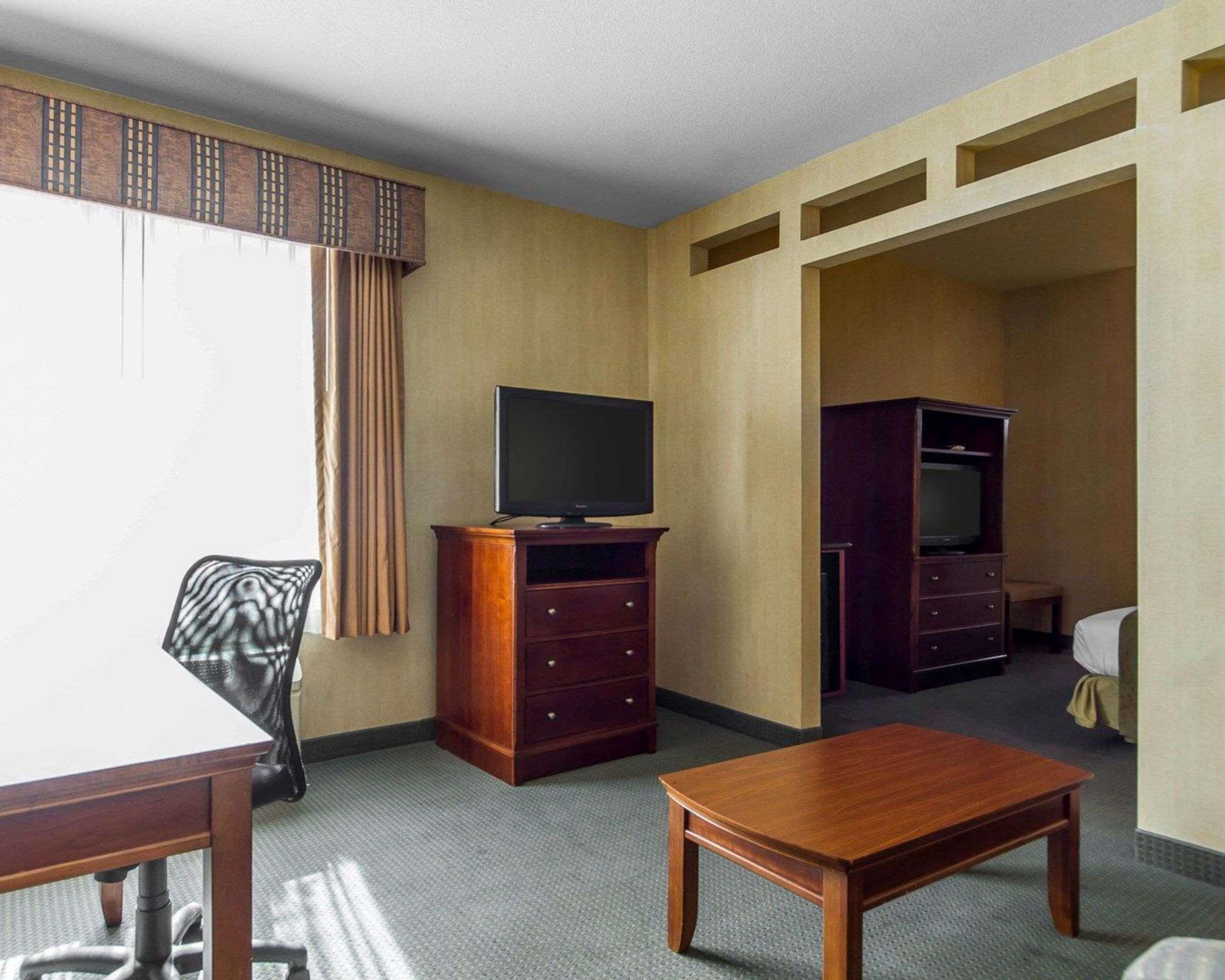 Quality Inn & Suites Livermore Wine Country Bagian luar foto