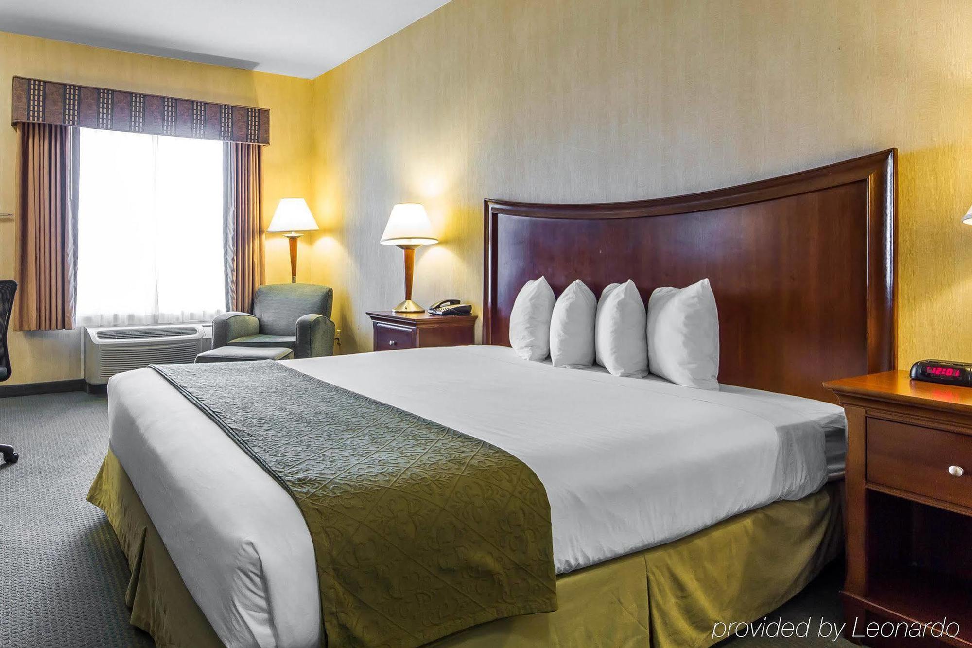 Quality Inn & Suites Livermore Wine Country Bagian luar foto